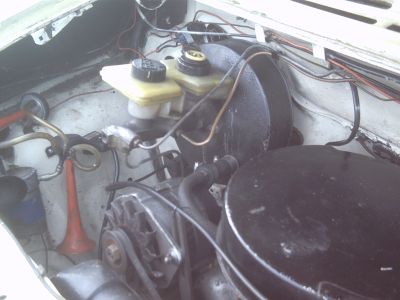 A mk3 transit servo fitted under the bonnet of a Mk1.