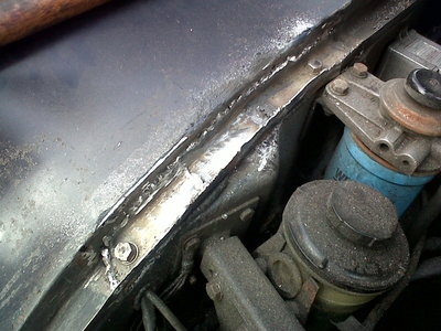 Corrosion on the drain channel of a fairway taxi front wing.